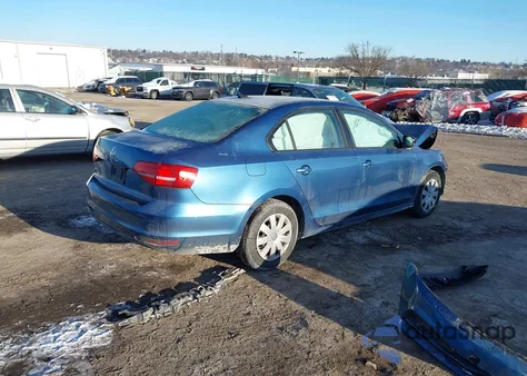 2015 Volkswagen Jetta 2.0L S z USA, uszkodzony, nr VIN 3VW2K7AJ1FM320062